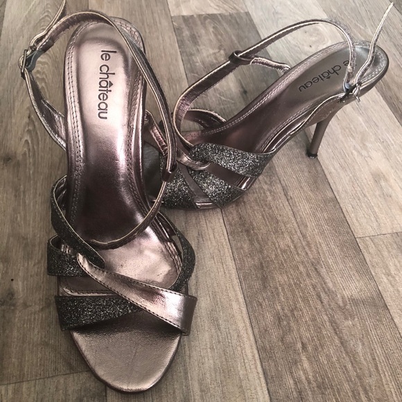 LeChateau Shoes - 😊 3/$40. LeChateau Platinum silver dress heels